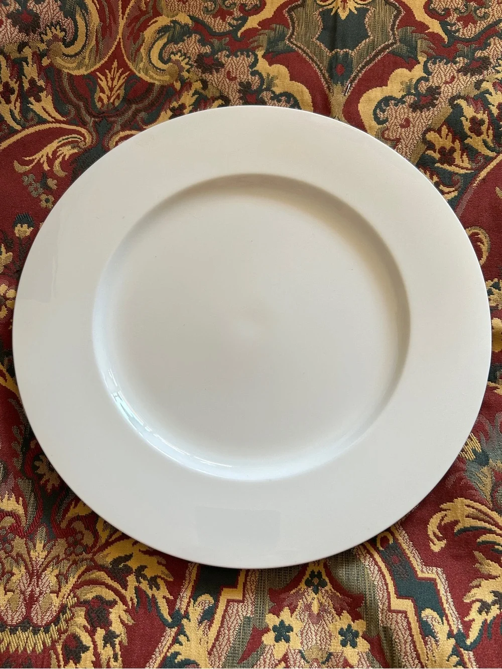 Christopher Stuart Optima Cosmopolitan White Freezer Oven Micro Safe Chop Plate